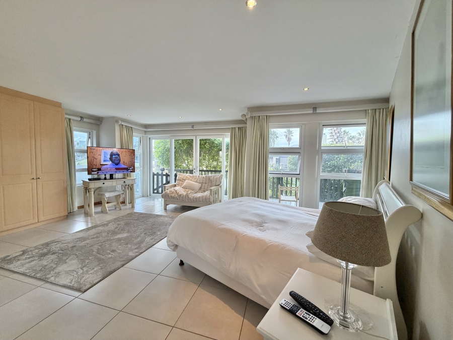 6 Bedroom Property for Sale in Marina Martinique Eastern Cape